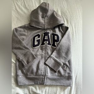 Boys GAP sweatshirt